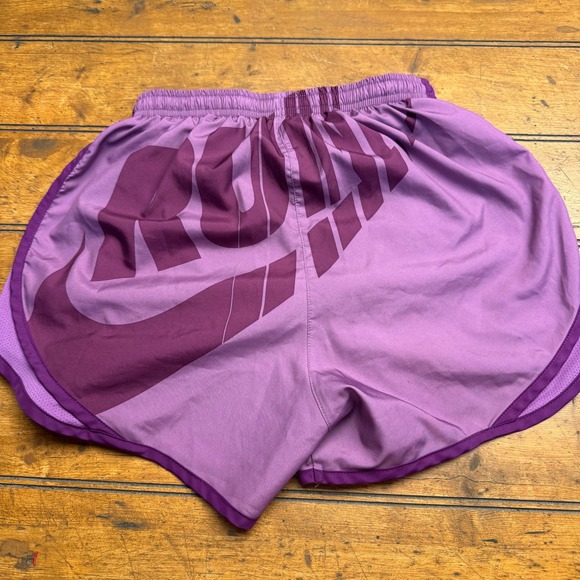 Nike Dri Fit Womens Running Shorts Lilac Purple Athletic Performance XS‎ - Picture 4 of 4